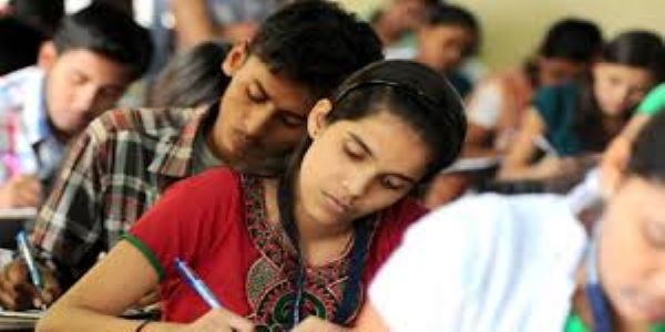 The minimum UPSC Age Limit is 21 years. Hence, you must have completed 21 years of age before 1st August of your attempt year.