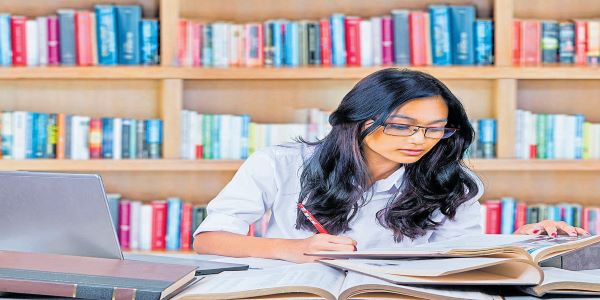 On a detailed analysis of the last 10 year's UPSC IAS question papers PDF with answers we understood that the UPSC IAS previous year question paper had moderate level of questions. 