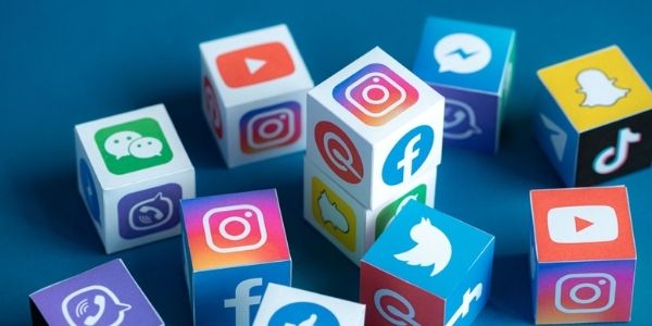 Get details on the pros and cons of social media and benefits of using social media