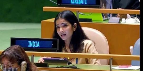 Know Sneha Dubey IFS officer age, wiki, instagram details.
