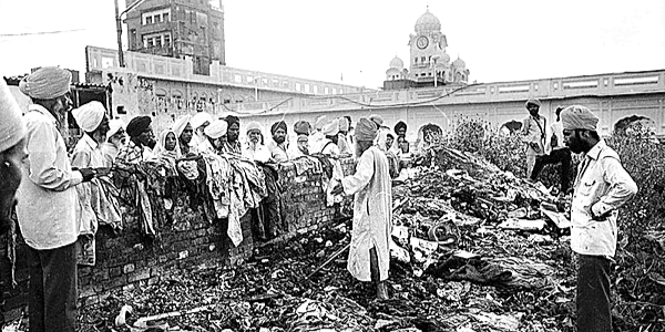 1 June 1984 golden temple attack images